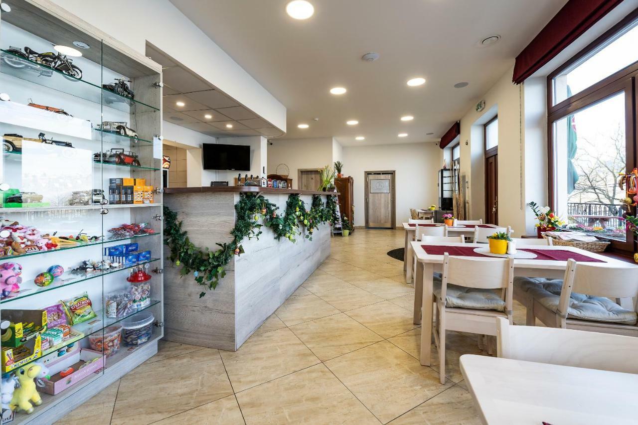 Hotel Zlechov Plumlov Extérieur photo