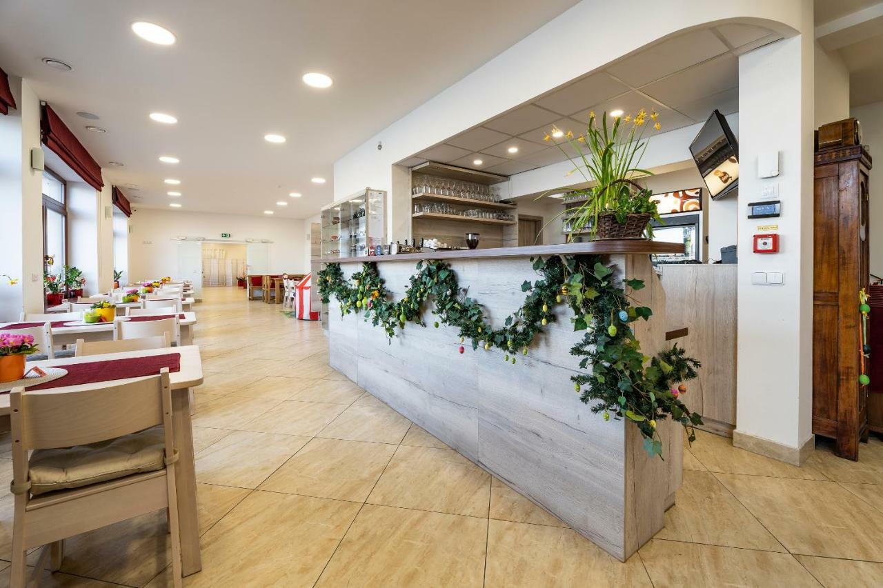 Hotel Zlechov Plumlov Extérieur photo